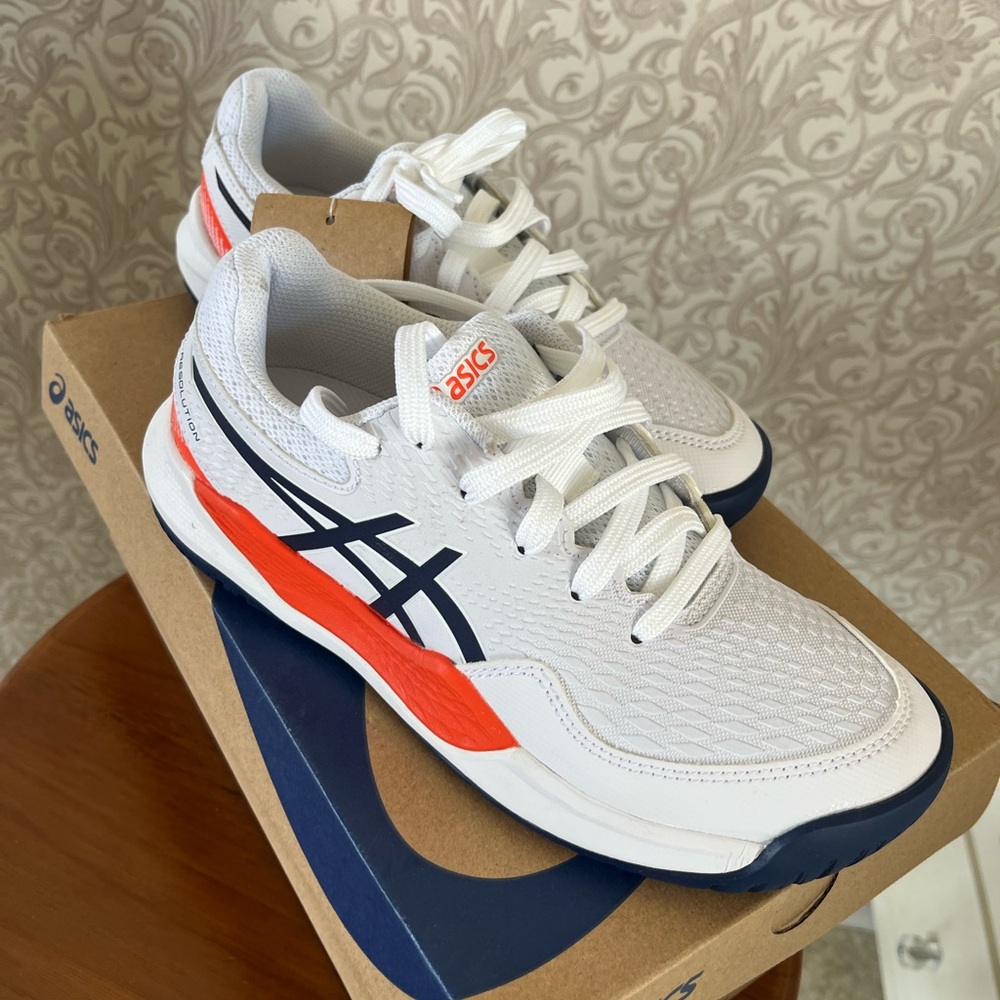 Asics White and Red Athletic Tennis Shoes